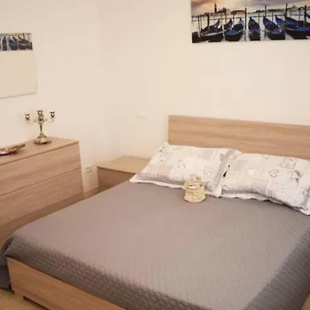 Apartment Paddy Mestre